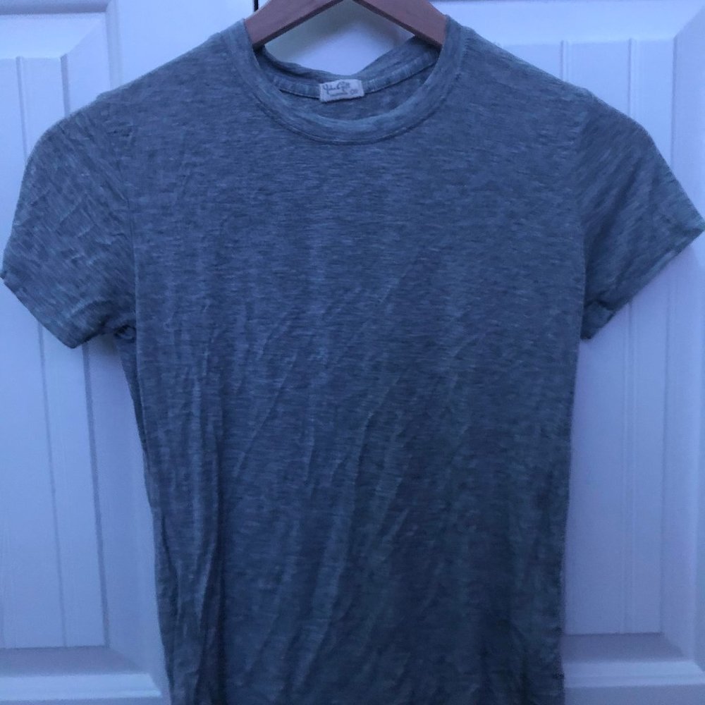grey brandy melville tshirt